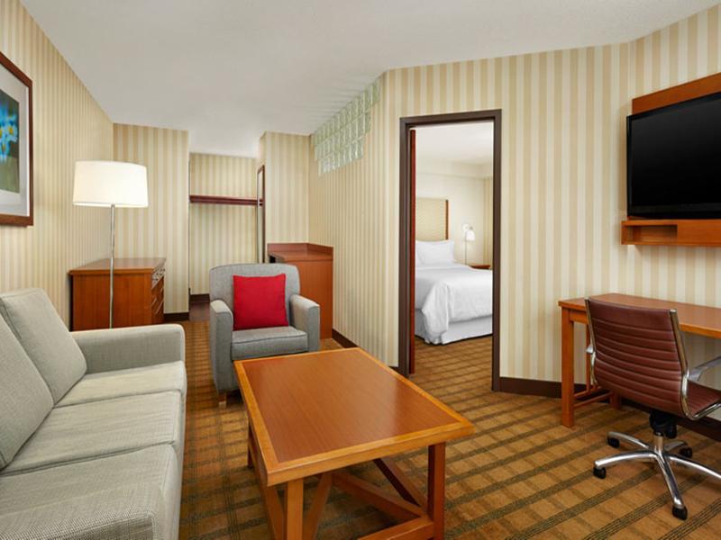 Four Points By Sheraton Edmonton South Eksteriør billede