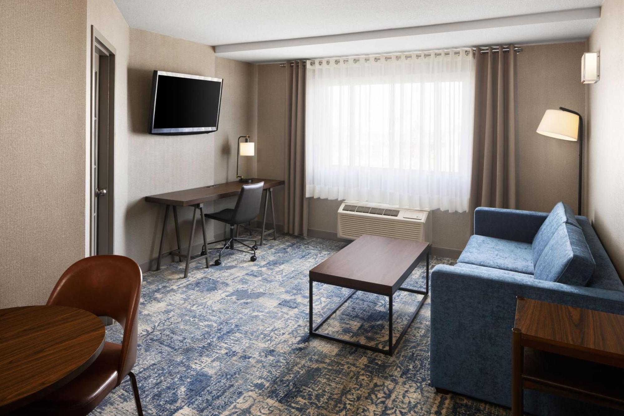 Four Points By Sheraton Edmonton South Eksteriør billede