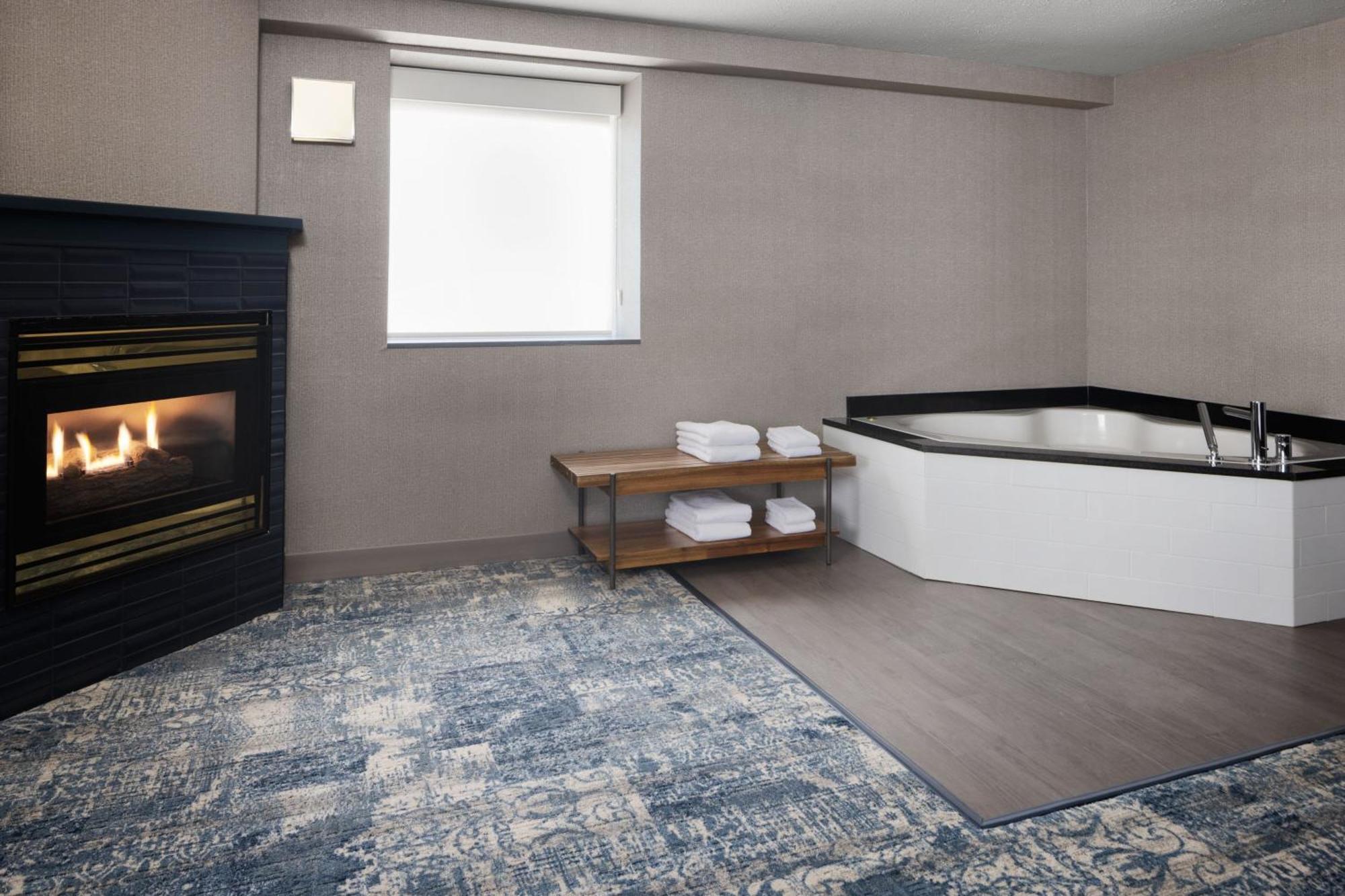 Four Points By Sheraton Edmonton South Eksteriør billede
